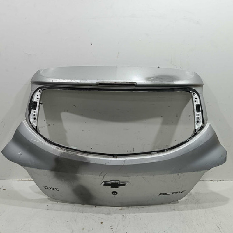 Tampa Traseira Onix 2013 2014 2015 2016 2017 2018 2019 Tampa Traseira Onix 2013 2014 2015 2016 2017 2018 2019