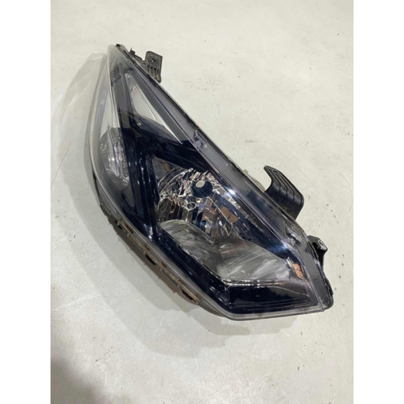 Farol Gm Onix Prisma 2017 2018 2019 2020 Lado Direito C2885 Farol Gm Onix Prisma 2017 2018 2019 2020 Lado Direito C2885