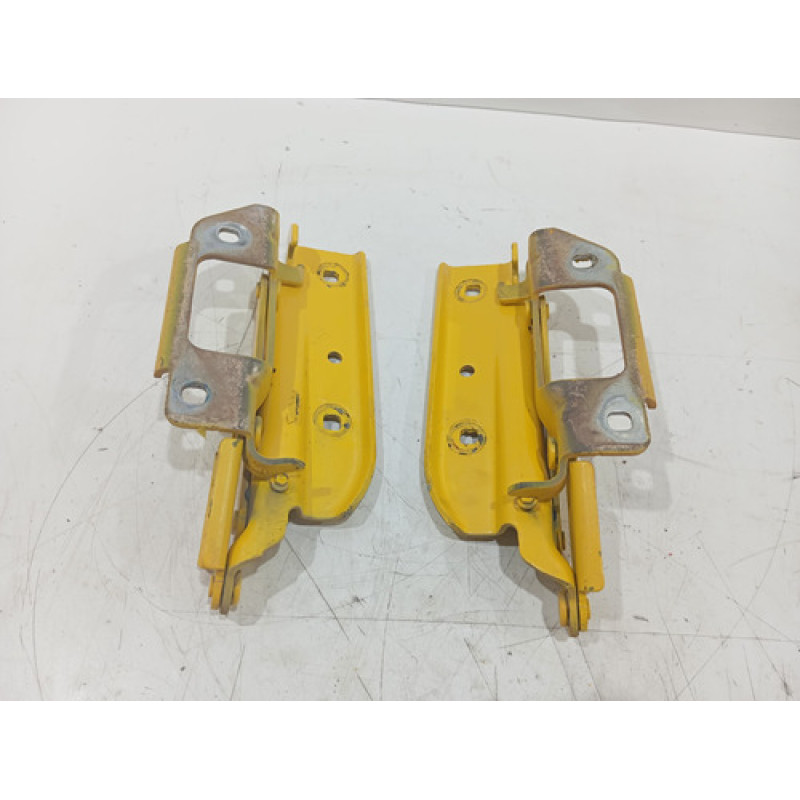 Par Dobradiça Braço Capo Gm Camaro 2011 2012 2013 M13557 Par Dobradiça Braço Capo Gm Camaro 2011 2012 2013 M13557