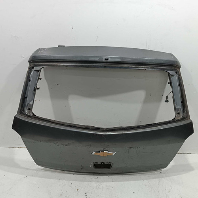 Tampa Traseira Chevrolet Agile 2010 2012 2013 2014 2015 2016 Tampa Traseira Chevrolet Agile 2010 2012 2013 2014 2015 2016