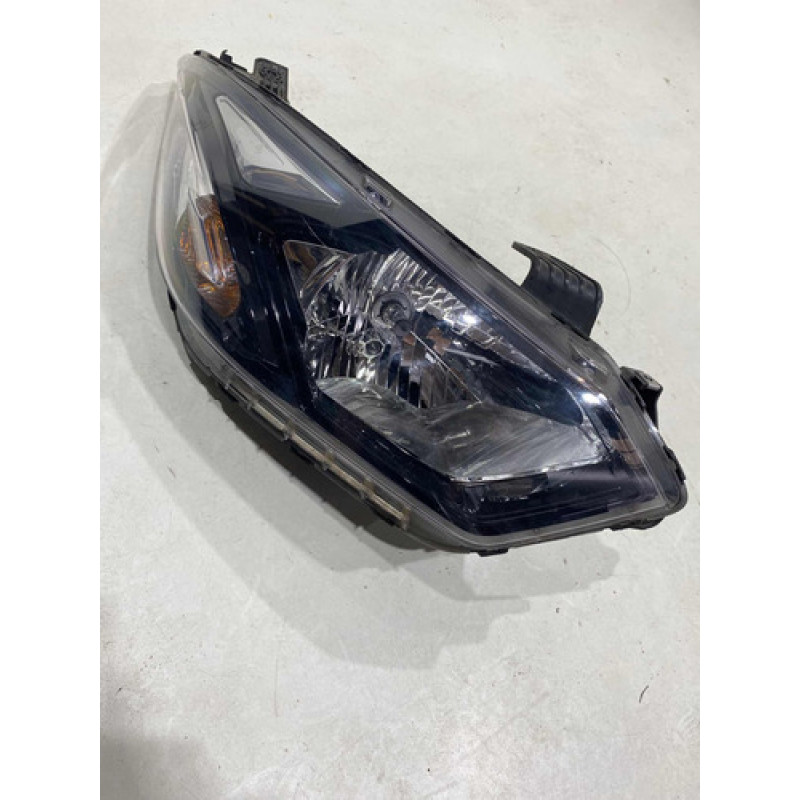 Farol Gm Onix Prisma 2017 2018 2019 2020 Lado Direito C2882 Farol Gm Onix Prisma 2017 2018 2019 2020 Lado Direito C2882